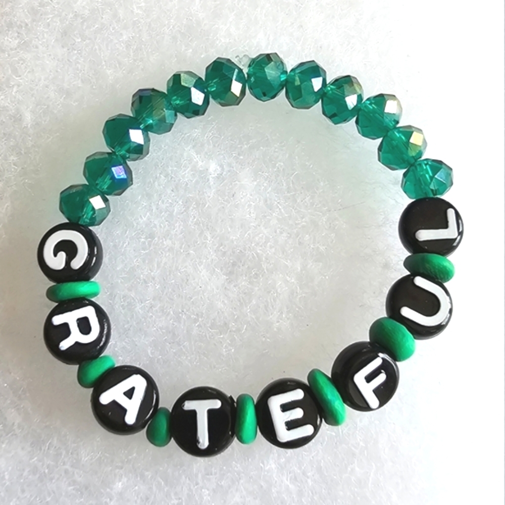Handmade "Grateful" bracelet affirmation meditation word beaded green black